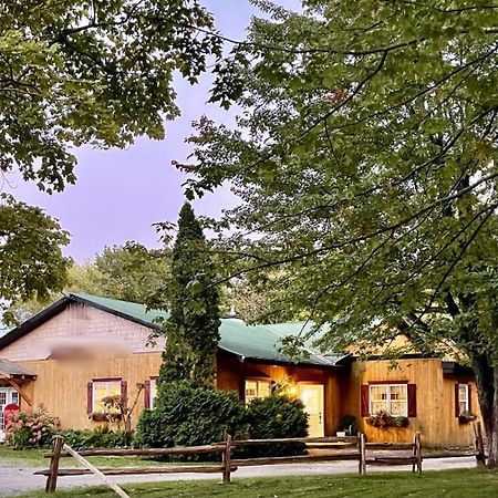 Apartamento Camping Bomont entre l’érablière et l’écorce Henryville Exterior foto