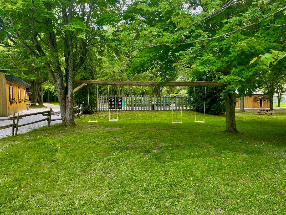 Apartamento Camping Bomont entre l’érablière et l’écorce Henryville Exterior foto