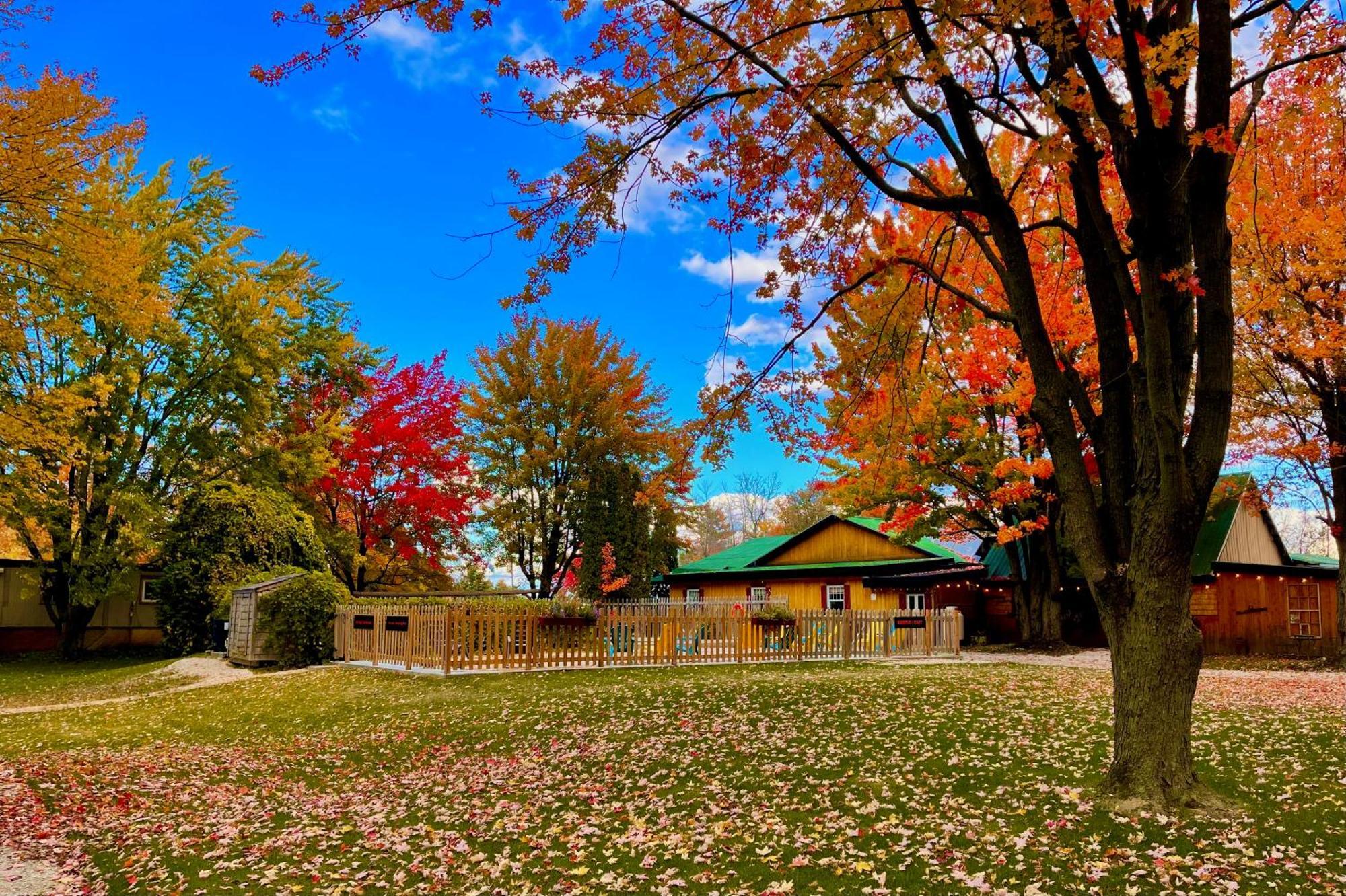 Apartamento Camping Bomont entre l’érablière et l’écorce Henryville Exterior foto